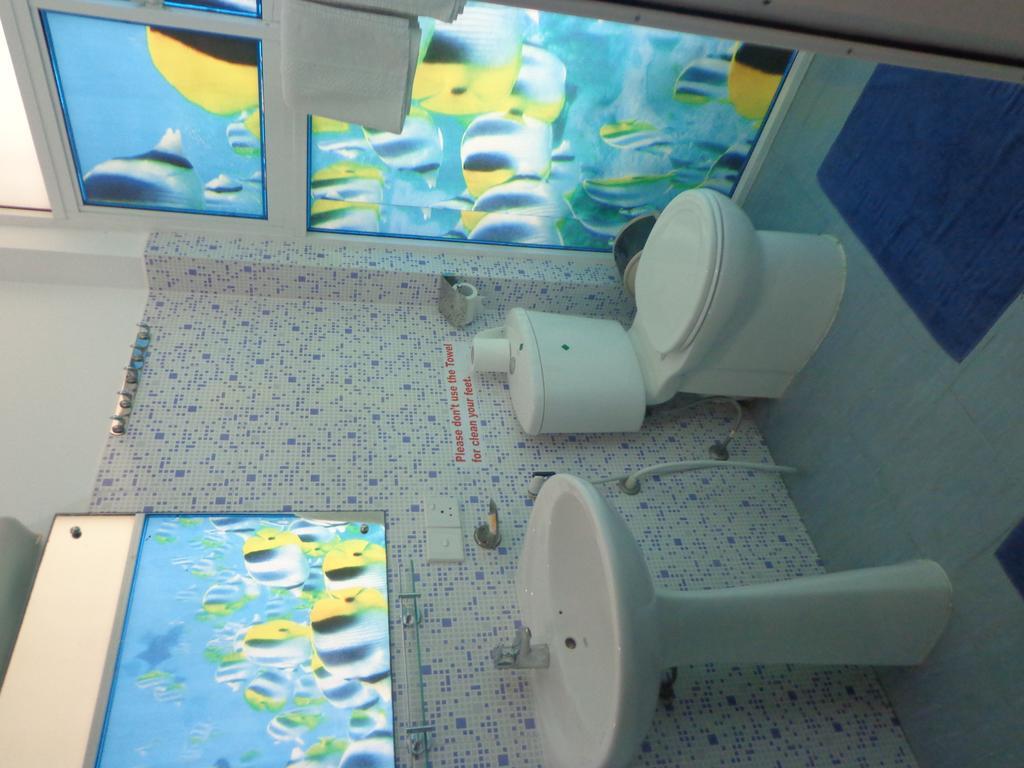 Blue Elephant Tourist Guesthouse Kudapaduwa 外观 照片